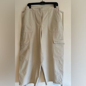 Lulu lemon cropped cargos